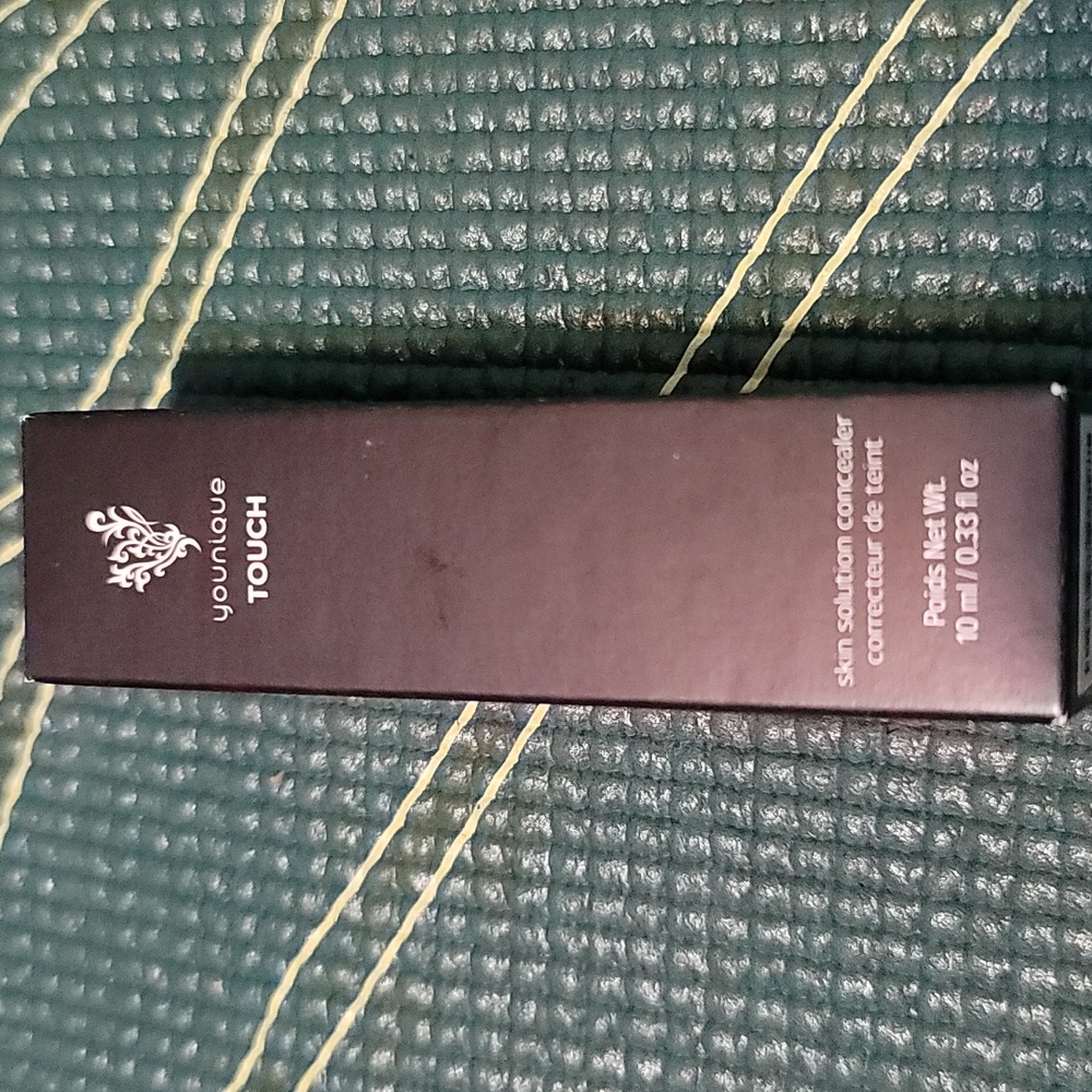 Younique Touch Skin Solutions Concealer in Linen